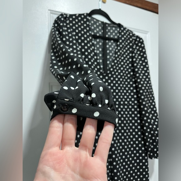 SOLD ZARA Black White Polka Dot Long sleeve Pant Jumpsuit Baggy leg Zip V neck - Picture 2 of 14